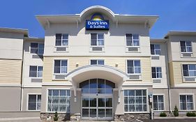 Days Inn And Suites Altoona